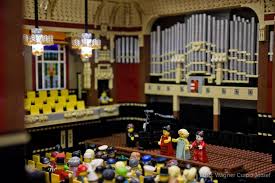 Kiállítják a LEGO Zeneakadémiát - Film készült a készítéséről