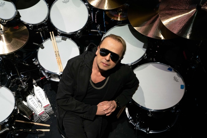 A Depeche Mode dobosa Budapesten lép fel!