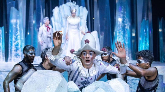A magyar Cirque Du Soleil téli újcirkuszi-mese showja Budapesten - Jegyek itt!