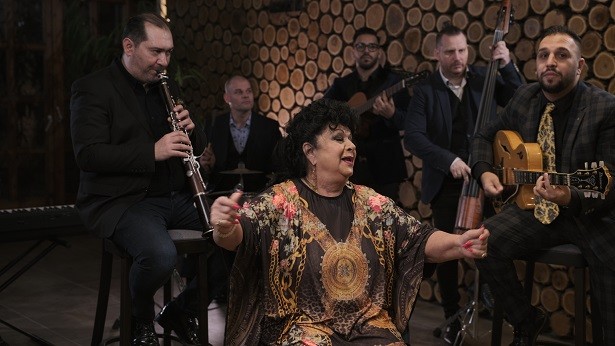 Bangó Margit és a Swing a' la Django koncert Alsóörsön - Jegyek itt!