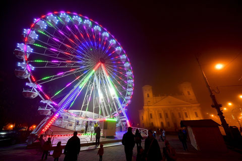 Debrecen Eye - Óriáskerék várja a debreceni látogatókat! Akár INGYEN kipróbálhatjuk!